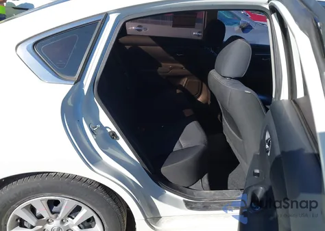 2016 Nissan Altima 2.5/2.5 S/2.5 Sl/2.5 Sr/2.5 Sv из США, поврежденный, VIN 1N4AL3AP6GN374284